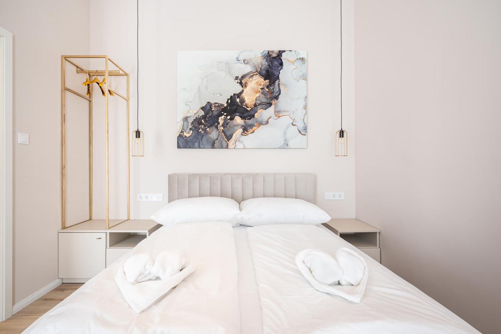 W30 - Wesselenyi Charming Apartment - Best Location By Bqa Budapest Exteriör bild