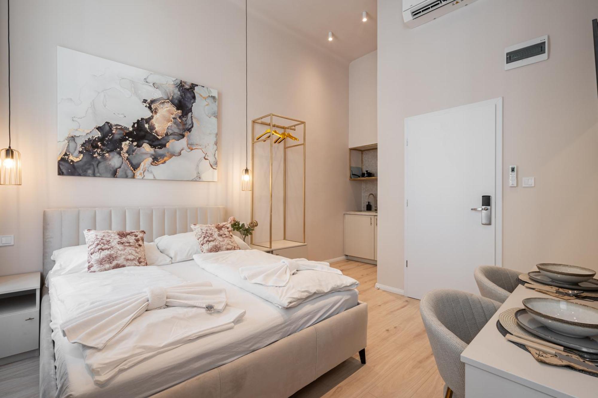 W30 - Wesselenyi Charming Apartment - Best Location By Bqa Budapest Exteriör bild